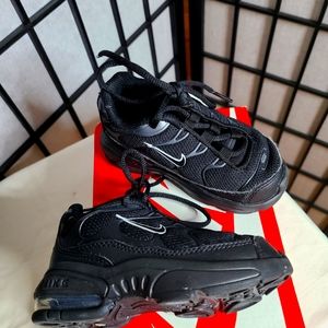 Nike Little air max sneakers
